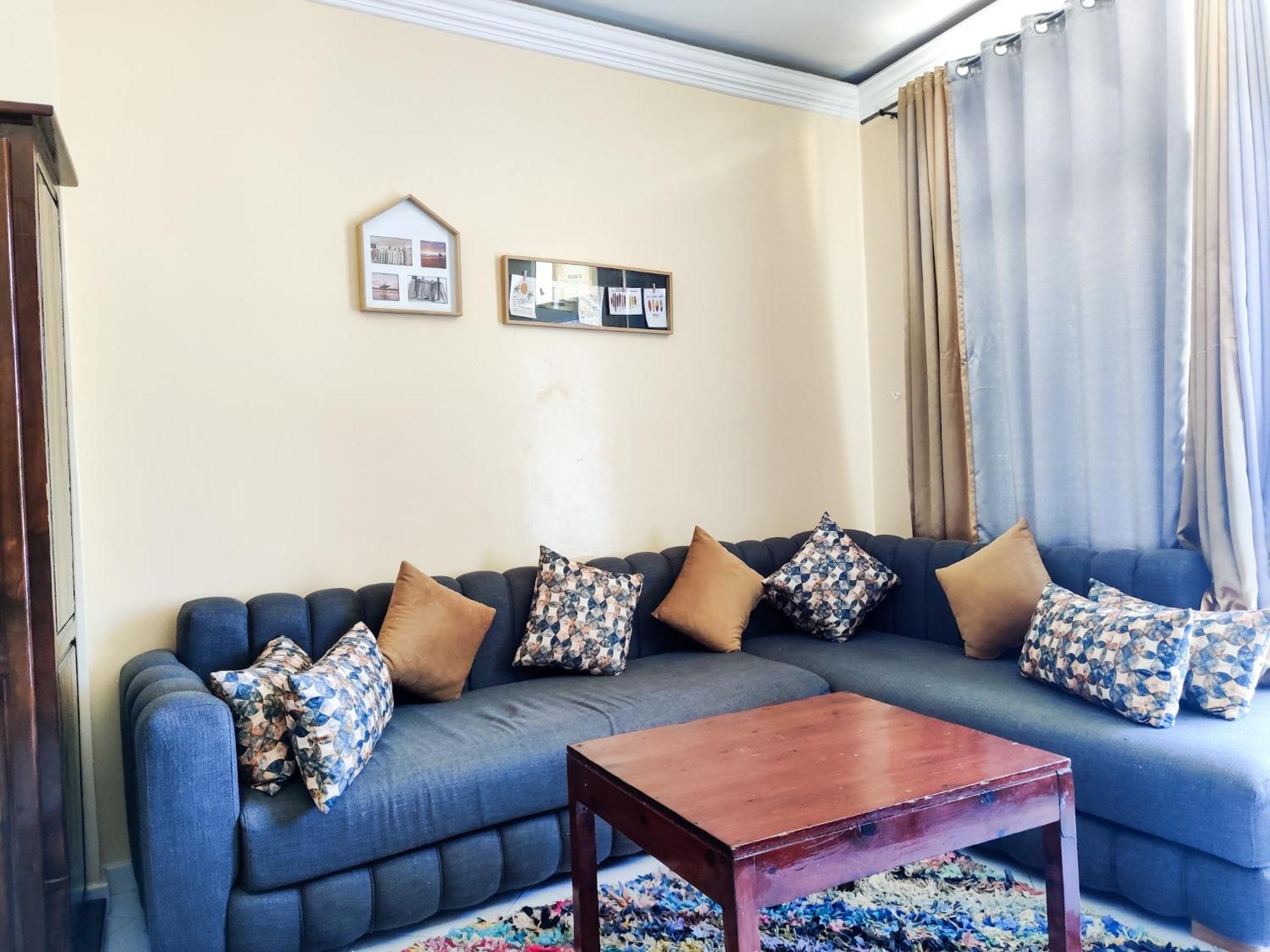 Locals Surfcamp Hotel 4*