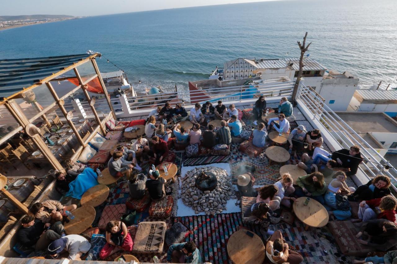 فندق Locals Surfcamp